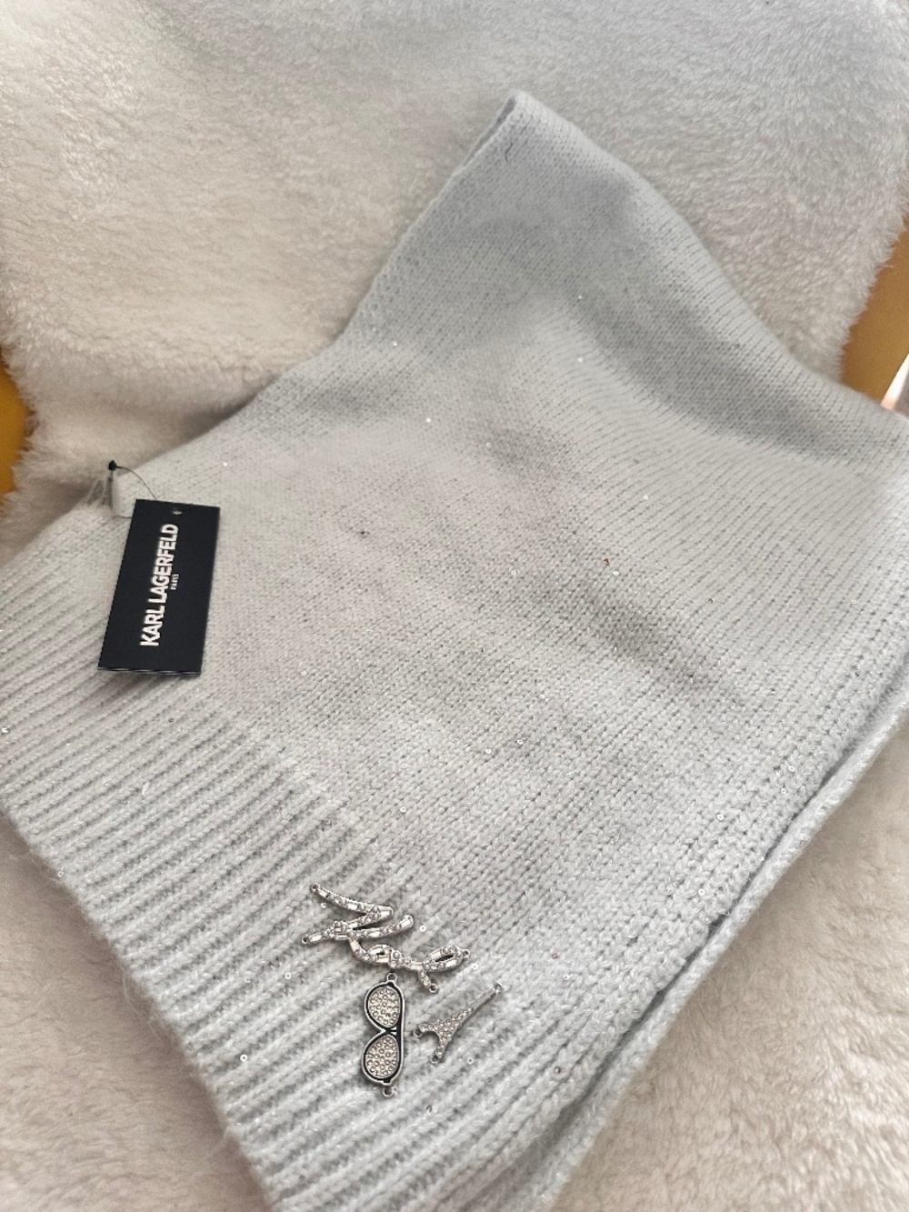 Karl Lagerfeld - Paris Sequin Yarn Scarf